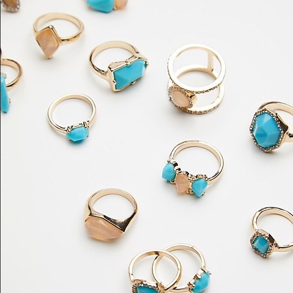 NWT Free People 🌙 Mega Stone Ring Set - Picture 3 of 7